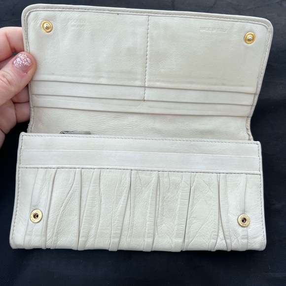 Prada Nappa Leather Gather Long Trifold Wallet Cera Cream Logo - Picture 4 of 17